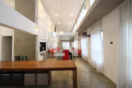 Apartamento para alugar com 70m², 2 quartos e 1 vagaÁrea comum - Salão de festas 