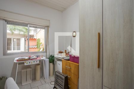 Casa à venda com 225m², 3 quartos e 4 vagasQuarto de Serviço