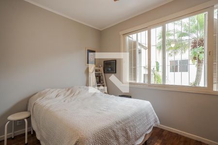 Casa à venda com 225m², 3 quartos e 4 vagasQuarto 2