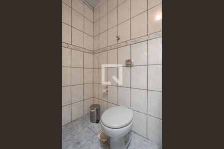 Casa à venda com 225m², 3 quartos e 4 vagasBanheiro Social