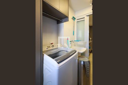 Apartamento à venda com 130m², 3 quartos e 3 vagas Apartamento à venda com 130m², 3 quartos e 3 vagasÁrea de Serviço