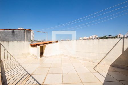 Casa à venda com 266m², 3 quartos e 2 vagasTerraço