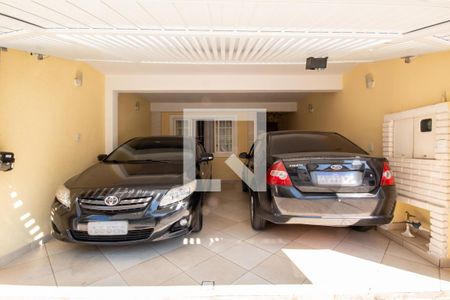 Casa à venda com 266m², 3 quartos e 2 vagasGaragem