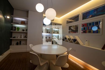 Apartamento à venda com 74m², 2 quartos e 2 vagasÁrea comum - Sala de Reunião