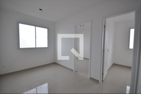 Sala de apartamento para alugar com 2 quartos, 38m² em Parque Vitoria, São Paulo