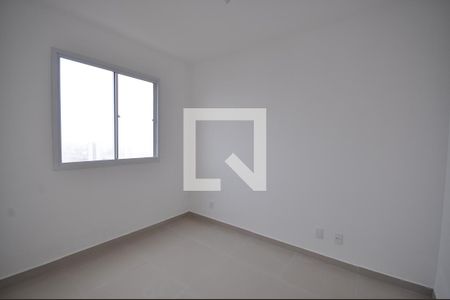 Quarto 1 de apartamento para alugar com 2 quartos, 38m² em Parque Vitoria, São Paulo