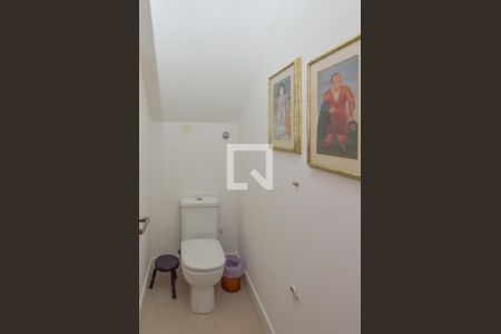 Apartamento à venda com 370m², 4 quartos e 3 vagasLavabo