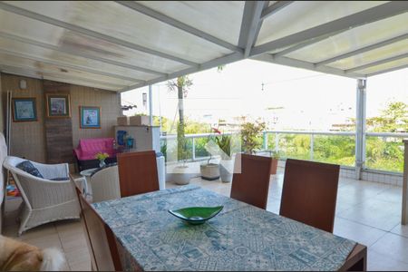 Apartamento à venda com 370m², 4 quartos e 3 vagasVaranda