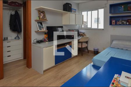 Apartamento à venda com 370m², 4 quartos e 3 vagasSuíte 2