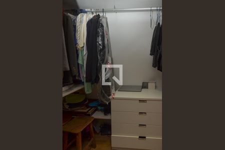 Apartamento à venda com 370m², 4 quartos e 3 vagasSuíte 2 - closet