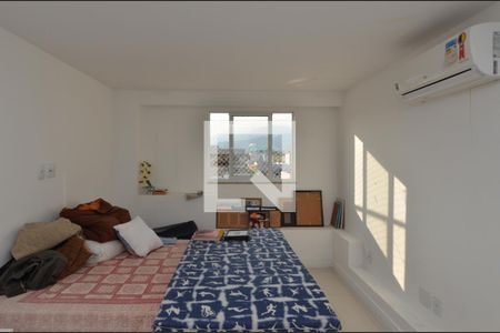 Apartamento à venda com 370m², 4 quartos e 3 vagasQuarto