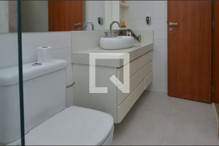 Apartamento à venda com 370m², 4 quartos e 3 vagasBanheiro da Suíte 3