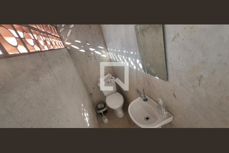 Casa à venda com 250m², 3 quartos e 5 vagas Casa à venda com 250m², 3 quartos e 5 vagasBanheiro 5