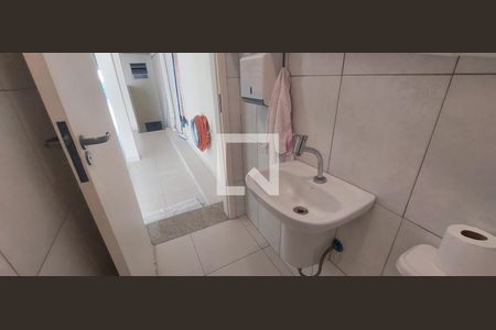 Casa à venda com 250m², 3 quartos e 5 vagas Casa à venda com 250m², 3 quartos e 5 vagasBanheiro 3