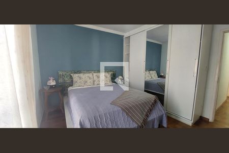 Casa à venda com 250m², 3 quartos e 5 vagas Casa à venda com 250m², 3 quartos e 5 vagasQuarto 3