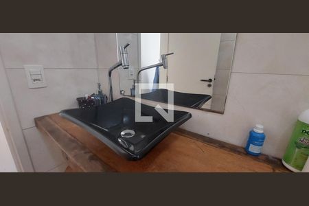 Casa à venda com 250m², 3 quartos e 5 vagas Casa à venda com 250m², 3 quartos e 5 vagasBanheiro Quarto 1