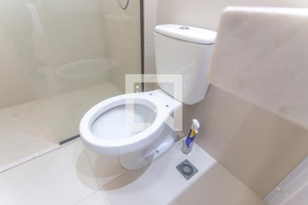 Apartamento à venda com 128m², 3 quartos e 2 vagas Apartamento à venda com 128m², 3 quartos e 2 vagasBanheiro suíte 3