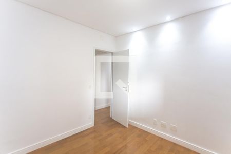 Apartamento à venda com 128m², 3 quartos e 2 vagas Apartamento à venda com 128m², 3 quartos e 2 vagasSuíte 1