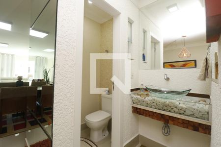 Casa à venda com 200m², 3 quartos e 3 vagasLavabo