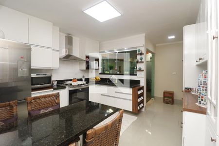 Casa à venda com 200m², 3 quartos e 3 vagasCozinha