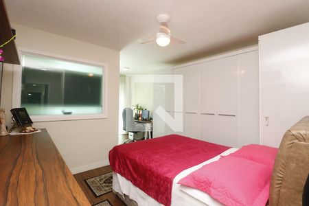 Casa à venda com 200m², 3 quartos e 3 vagasQuarto 3 - Suíte