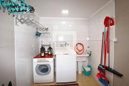 Casa à venda com 200m², 3 quartos e 3 vagasÁrea de Serviço