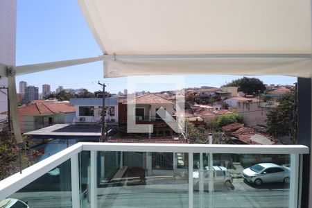 Casa à venda com 200m², 3 quartos e 3 vagasVaranda do quarto
