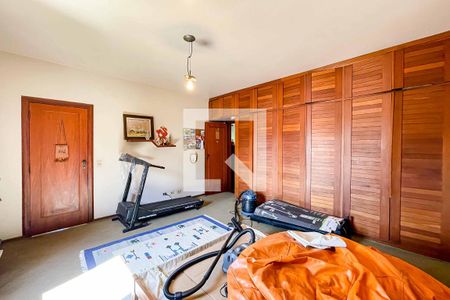 Casa à venda com 500m², 4 quartos e 5 vagasQuarto 3