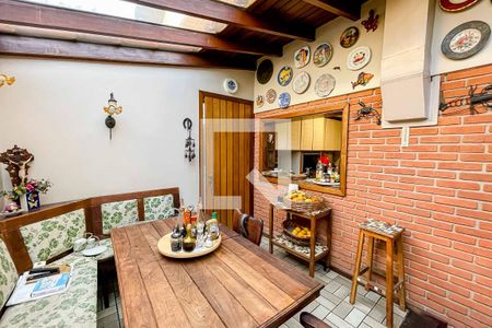 Casa à venda com 500m², 4 quartos e 5 vagasCozinha