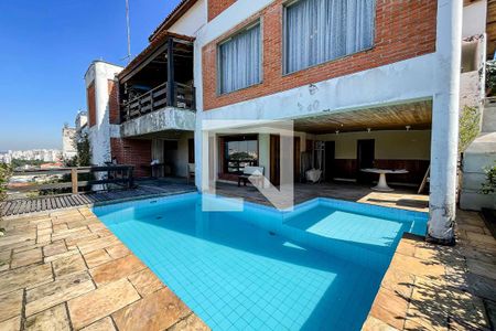 Casa à venda com 500m², 4 quartos e 5 vagasÁrea comum