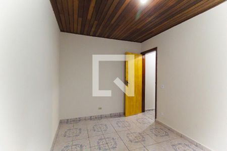 Quarto 2 de casa para alugar com 2 quartos, 60m² em Vila Clara, São Paulo