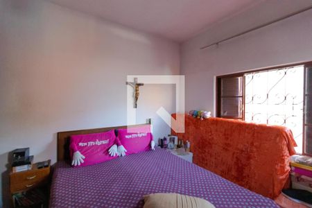 Casa à venda com 319m², 4 quartos e 3 vagas Casa à venda com 319m², 4 quartos e 3 vagasSuíte