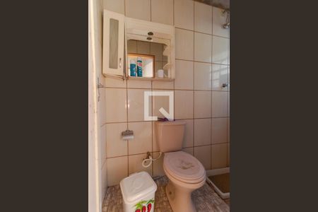 Casa à venda com 319m², 4 quartos e 3 vagas Casa à venda com 319m², 4 quartos e 3 vagasBanheiro 02