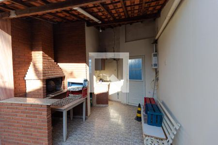 Casa à venda com 319m², 4 quartos e 3 vagas Casa à venda com 319m², 4 quartos e 3 vagasChurrasqueira