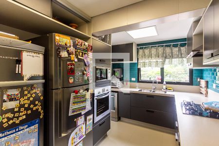 Apartamento à venda com 96m², 2 quartos e 2 vagas Apartamento à venda com 96m², 2 quartos e 2 vagasCozinha