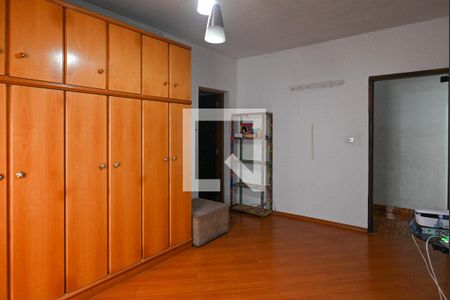 Apartamento à venda com 552m², 4 quartos e 6 vagasQuarto 2
