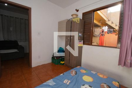 Casa à venda com 320m², 5 quartos e 2 vagas Casa à venda com 320m², 5 quartos e 2 vagasquarto 2