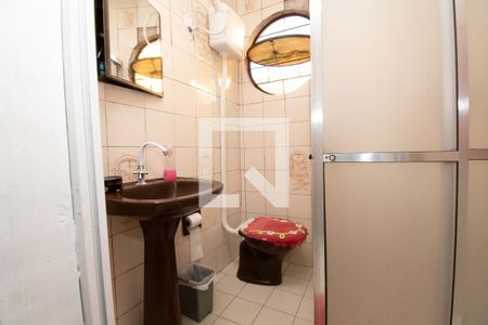 Casa à venda com 320m², 5 quartos e 2 vagas Casa à venda com 320m², 5 quartos e 2 vagasbanheiro