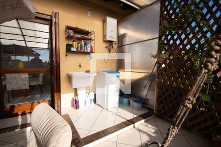 Casa à venda com 320m², 5 quartos e 2 vagas Casa à venda com 320m², 5 quartos e 2 vagasvaranda- área de serviço