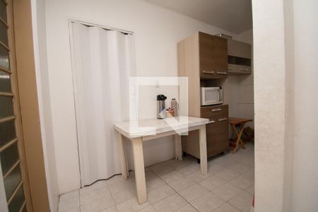 Casa à venda com 320m², 5 quartos e 2 vagas Casa à venda com 320m², 5 quartos e 2 vagascozinha
