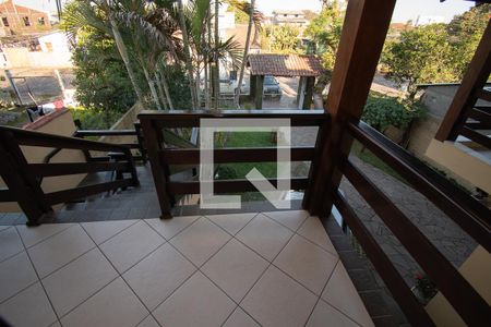 Casa à venda com 320m², 5 quartos e 2 vagas Casa à venda com 320m², 5 quartos e 2 vagasvaranda sala