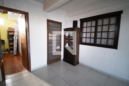 Casa à venda com 320m², 5 quartos e 2 vagas Casa à venda com 320m², 5 quartos e 2 vagasgaragem