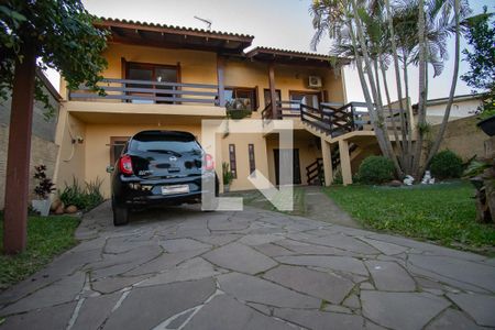 Casa à venda com 320m², 5 quartos e 2 vagas Casa à venda com 320m², 5 quartos e 2 vagasvista da frente