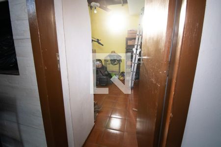 Casa à venda com 320m², 5 quartos e 2 vagas Casa à venda com 320m², 5 quartos e 2 vagasdespensa