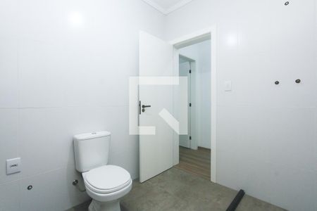 Apartamento à venda com 95m², 2 quartos e 1 vaga Apartamento à venda com 95m², 2 quartos e 1 vagaBanheiro social