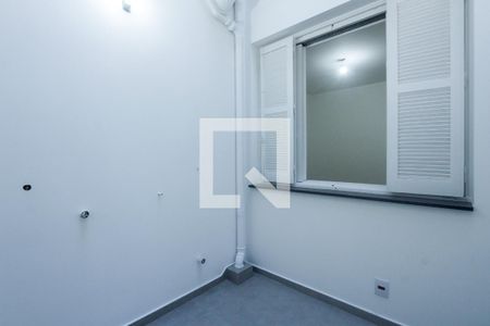 Apartamento à venda com 95m², 2 quartos e 1 vaga Apartamento à venda com 95m², 2 quartos e 1 vagaArea de serviço