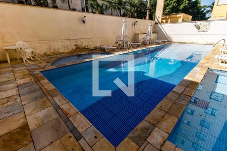 Apartamento à venda com 56m², 2 quartos e 1 vagaÁrea comum 