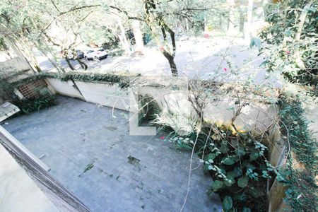 Casa à venda com 570m², 5 quartos e 5 vagas Casa à venda com 570m², 5 quartos e 5 vagasGaragem