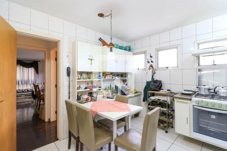 Apartamento à venda com 150m², 4 quartos e 3 vagas Apartamento à venda com 150m², 4 quartos e 3 vagasCozinha
