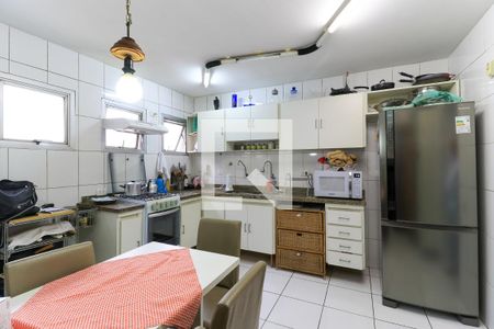 Apartamento à venda com 150m², 4 quartos e 3 vagas Apartamento à venda com 150m², 4 quartos e 3 vagasCozinha